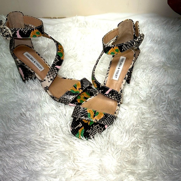 Chelsea & Violet Leather Snake Print Block Heels - Picture 1 of 10